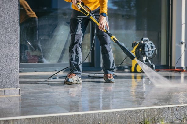 Best Parking Lot and Garage Cleaning  in Redfield, SD